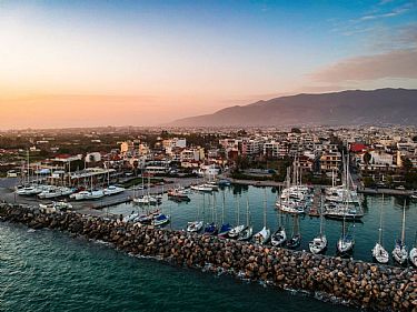 ΑΓΙΟΣ ΦΛΩΡΟΣ / ΠΑΡΑΛΙΑ ΚΑΛΑΜΑΤΑΣ ΑΓΙΟΣ ΦΛΩΡΟΣ / ΠΑΡΑΛΙΑ ΚΑΛΑΜΑΤΑΣ