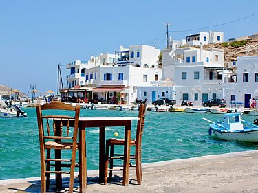 ΣΤΟ ΝΗΣΙ ΤΗΣ ΜΕΓΑΛΟΧΑΡΗΣ // ΤΗΝΟΣ //