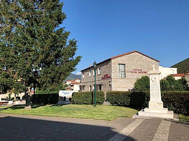 ΜΟΥΣΕΙΟ ΘΥΜΑΤΩΝ ΝΑΖΙΣΜΟΥ ΔΙΣΤΟΜΟΥ - ΜΟΝΗ ΟΣΙΟΥ ΛΟΥΚΑ - ΑΝΤΙΚΥΡΑ ΜΟΥΣΕΙΟ ΘΥΜΑΤΩΝ ΝΑΖΙΣΜΟΥ ΔΙΣΤΟΜΟΥ - ΜΟΝΗ ΟΣΙΟΥ ΛΟΥΚΑ - ΑΝΤΙΚΥΡΑ